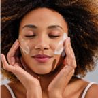 Espuma de Limpeza Facial Isdin Oily Skin Acniben 1 150ml – miniatura 2