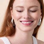 Óleo Labial Catrice Glossin Glow Tinted 050 Spill The Tea – miniatura 4