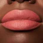Lápis Labial Essence 8h Matte Comfort 15 Vintage Rose – miniatura 3