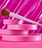 Pincel para Blush e Iluminador Essence It's Glow Time – miniatura 3