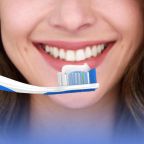 Creme Dental Colgate Sensitive Pro Alívio Imediato Original 140g – miniatura 7